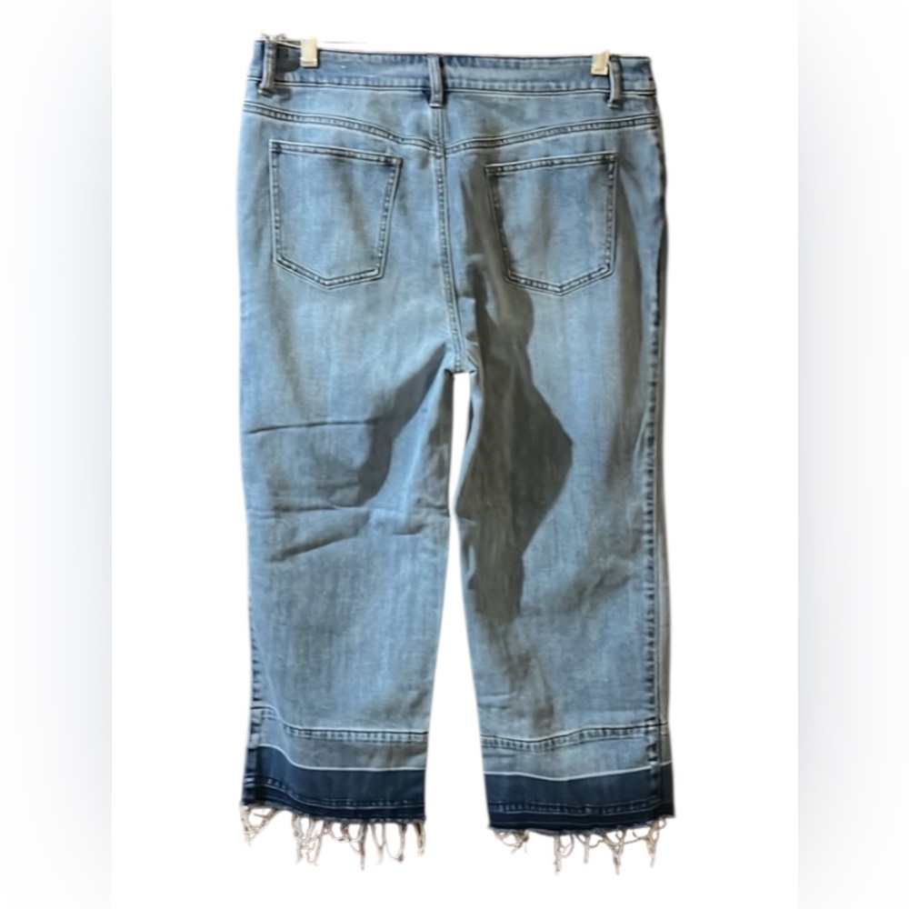 Chico's Two-Tone Light Blue Cropped Wide-Leg Jeans with Dark Hem - Picture 5 of 10